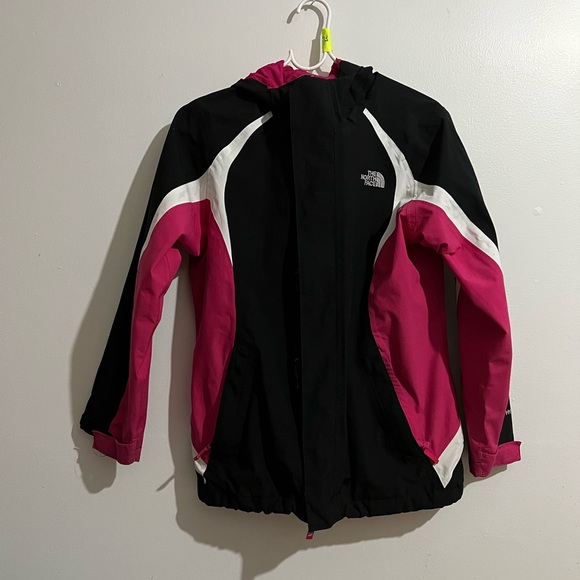 The north face jacket - Picture 7 of 9